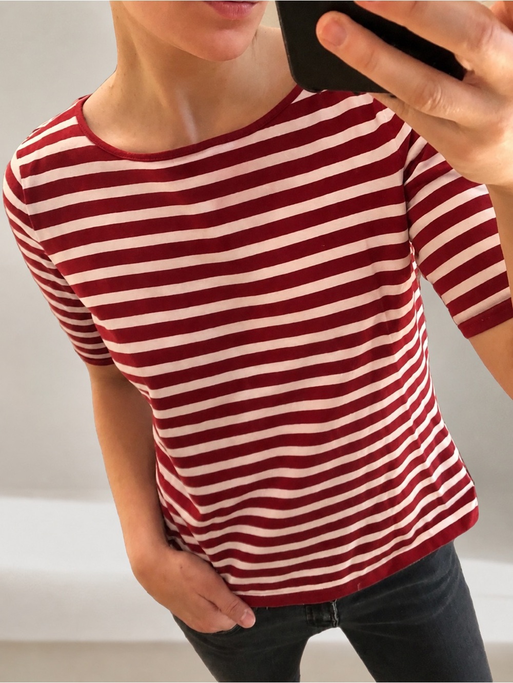 Vintage Red White Stripe Lightweight Knit Short Sleeve Crewneck Tee Shirt Small